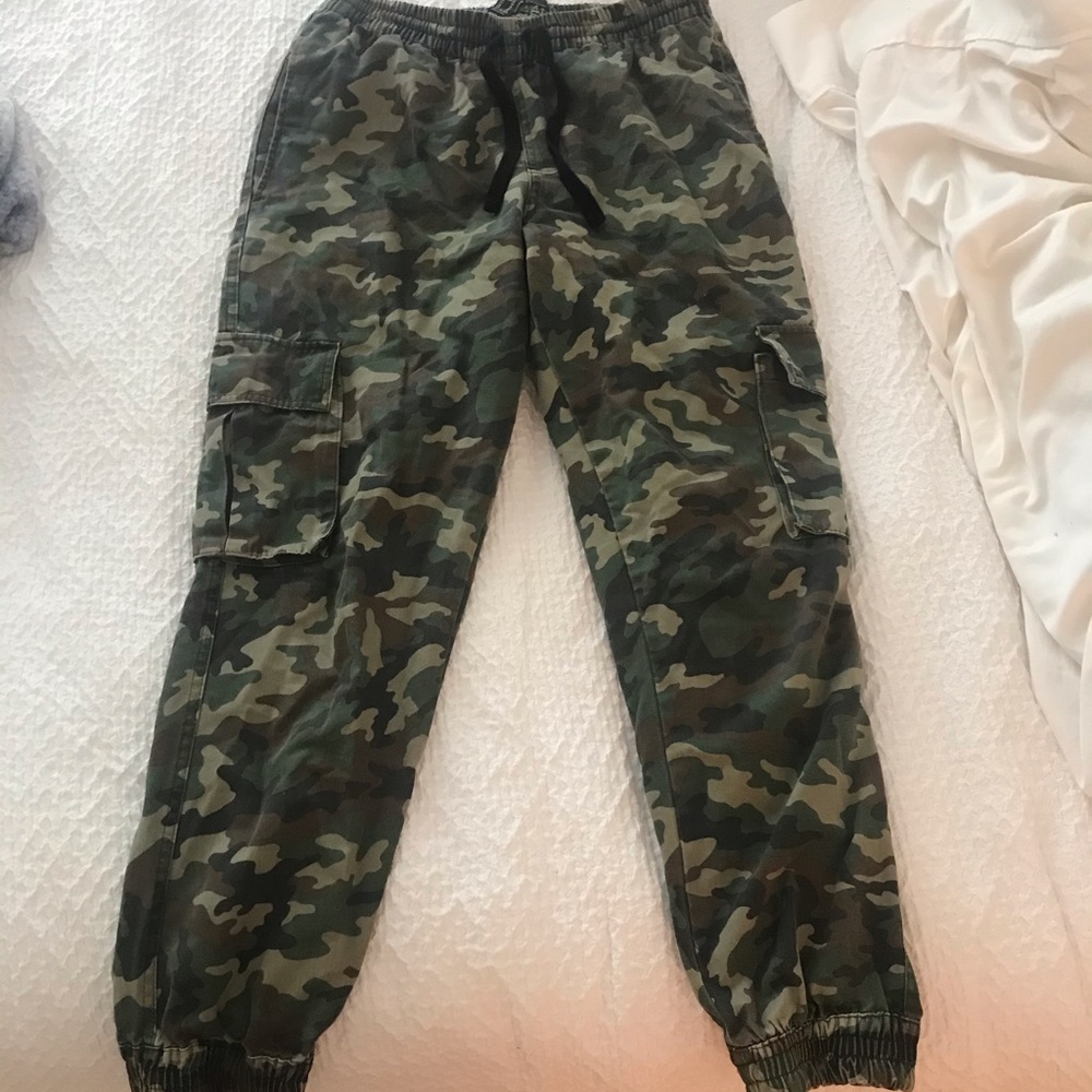Camo pants